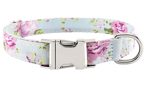 Hundehalsbånd med pastelblomsterprint, justerbart metalspænde, 27-40 cm langt og 2 cm bredt, med D-ring til fastgørelse.